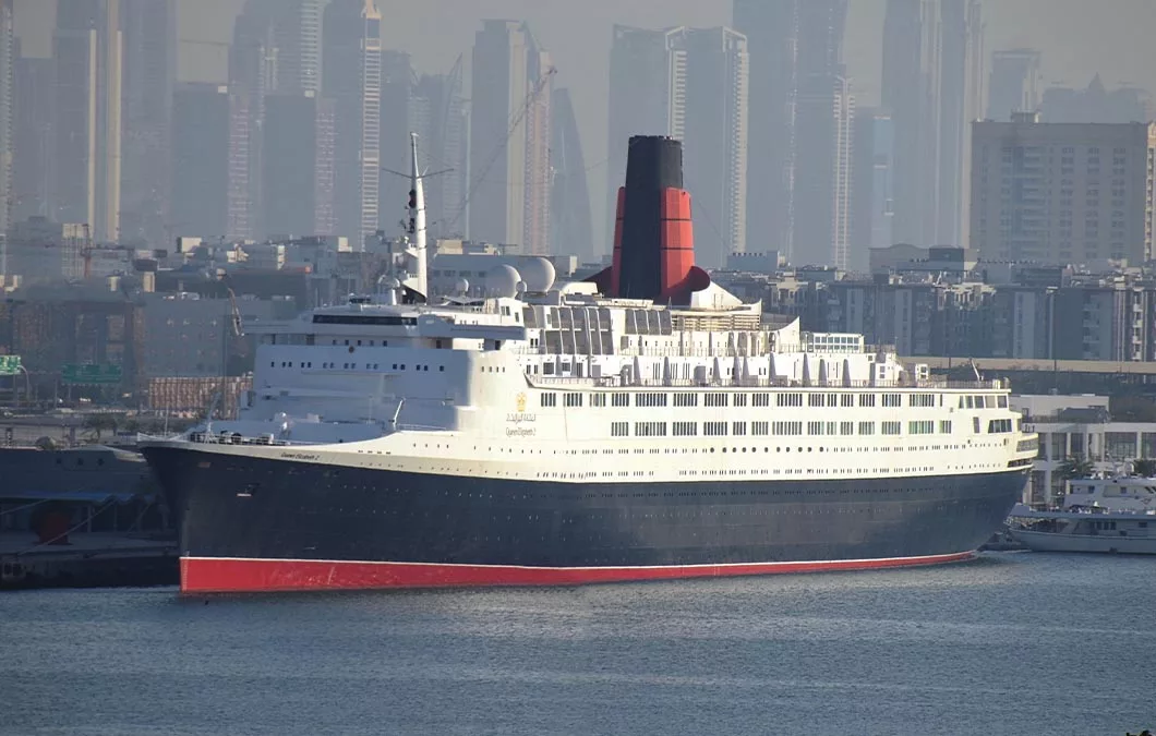 Queen Elizabeth II (QE2) Hotel, Dubai